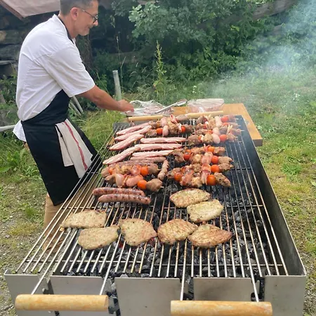 Le Domaine Du Trappeur 2*